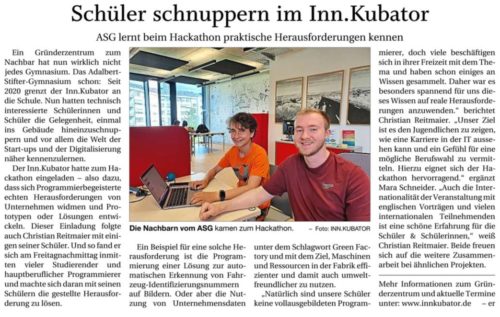 Schüler schnuppern im Inn.Kubator